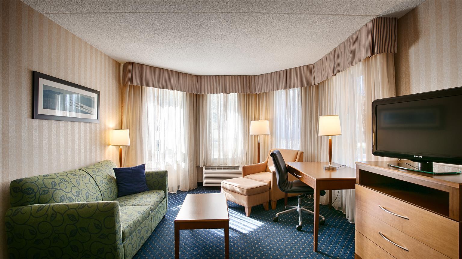 Best Western La Plata Inn Exterior photo