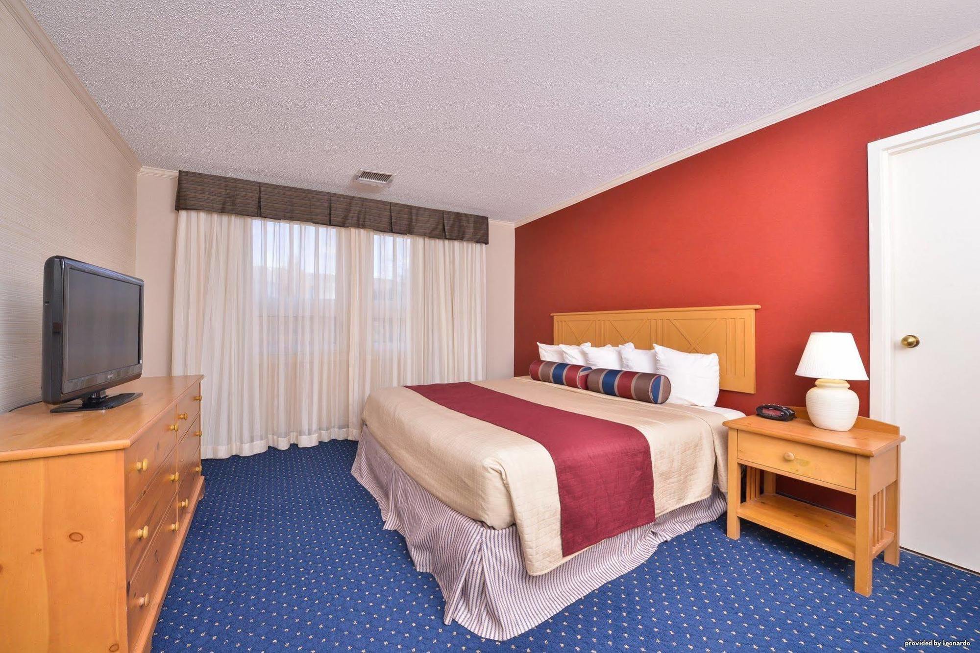 Best Western La Plata Inn Exterior photo